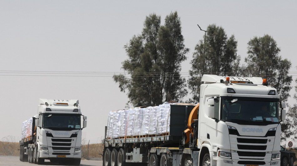 Onu, 'oggi 20 camion di aiuti entreranno nella Striscia di Gaza'