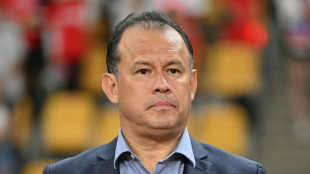 Peru sofre mais duas baixas para estreia contra o Paraguai nas Eliminat&oacute;rias