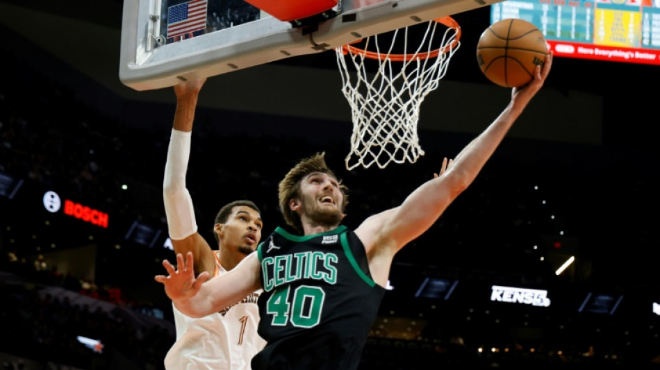 NBA : les Spurs de Wembanyama balay&eacute;s, LeBron James beau perdant