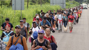 Centenas de migrantes v&atilde;o &agrave; Cidade do M&eacute;xico exigir sua regulariza&ccedil;&atilde;o