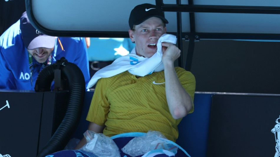 'Zap you': Top players wrestle with scorching Melbourne heat