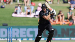 Pakistan chasing 265 to win shortened third New Zealand ODI