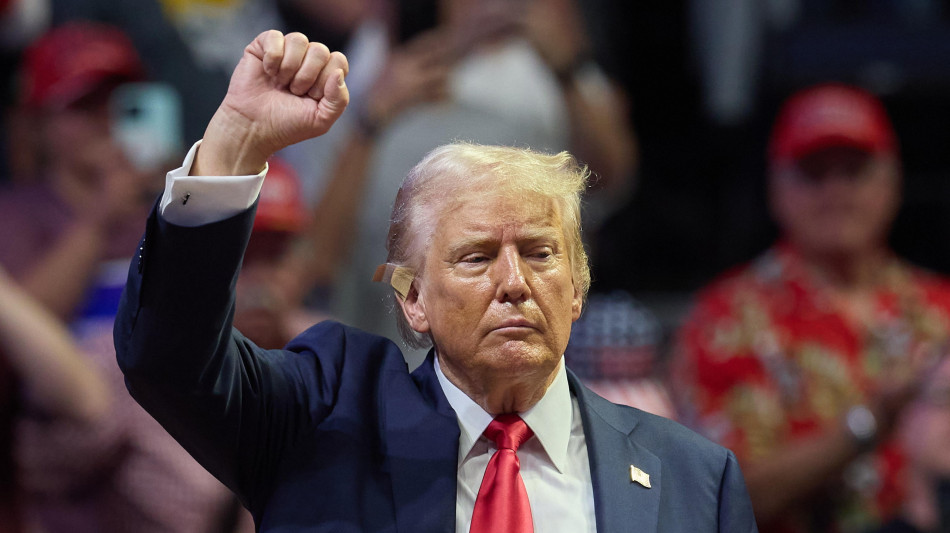 Ft, 'a Trump 100 milioni in pi&ugrave; di Biden nel secondo trimestre'