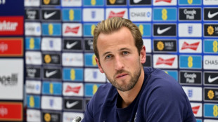 Kane confirma "conversa" sobre protocolo antirracismo antes de jogo contra Sérvia