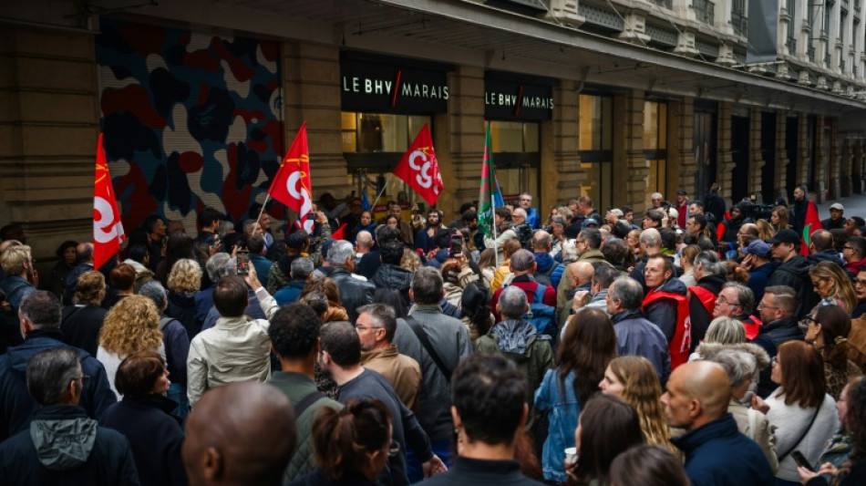 Inquiets pour leur avenir, des salariés du BHV se mobilisent contre l'arrivée de Shein