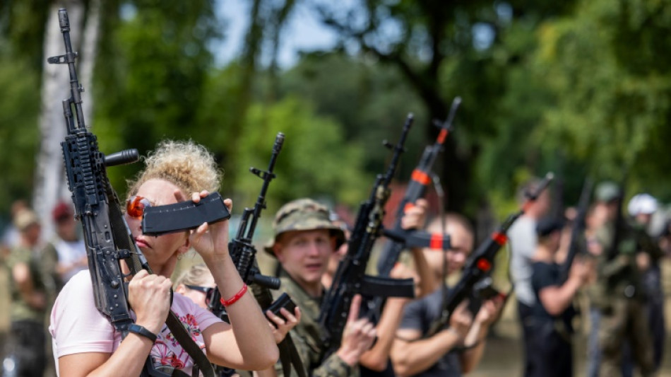 Des civils polonais s'entraînent avec l'armée, l'Ukraine et le Bélarus à l'esprit