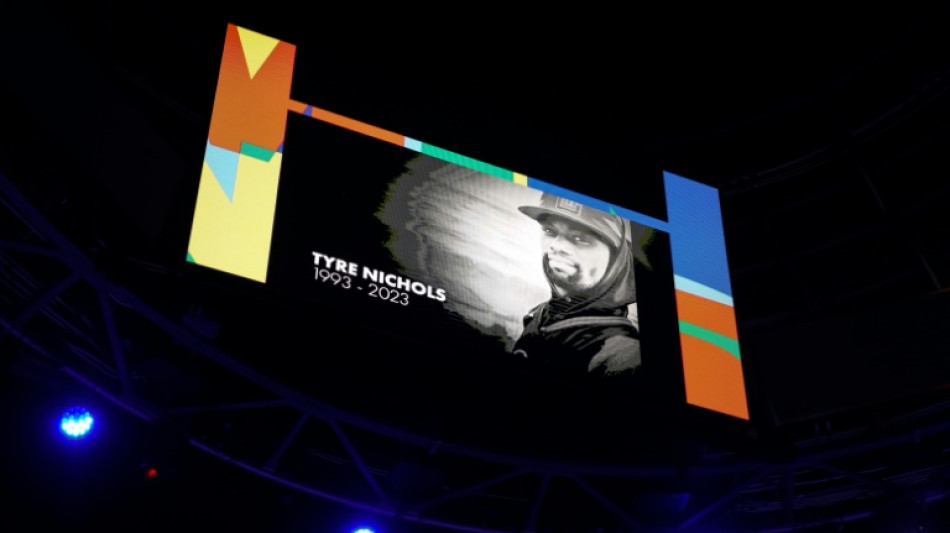 Antetokounmpo's 41 points power Bucks, Warriors top Raptors