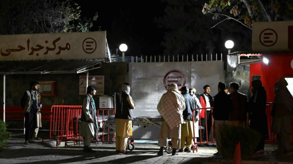Siete muertos por la explosi&oacute;n de un autob&uacute;s en Kabul reivindicada por el EI