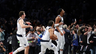 Dreier mit der Schlusssirene: Dallas schl&auml;gt Brooklyn