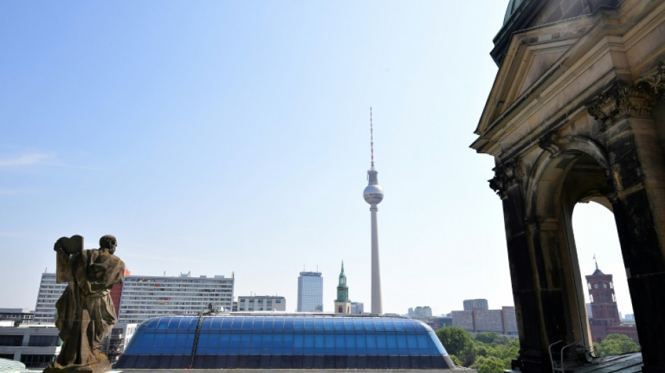 Razzia bei Deutsch-Argentinier in Berlin wegen Verbrechen w&auml;hrend Milit&auml;rdiktatur