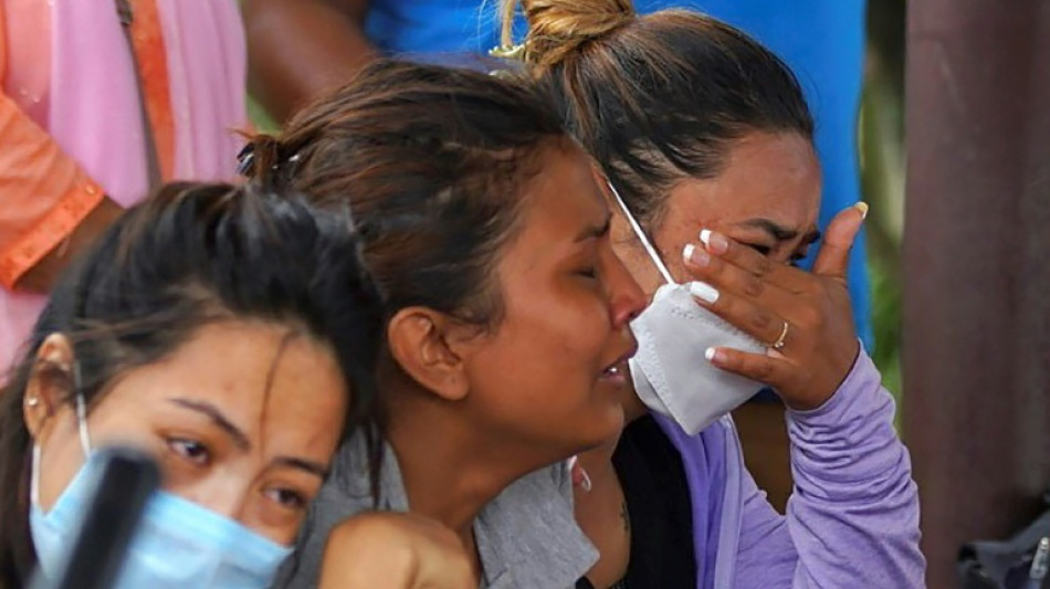 Desaparece un avi&oacute;n con 22 personas en Nepal 