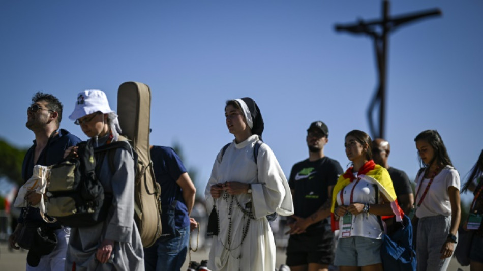 Le pape en visite &eacute;clair &agrave; Fatima pendant les JMJ de Lisbonne