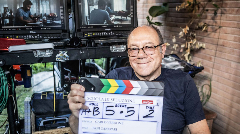 Carlo Verdone gira il nuovo film, nel cast Karla Sofia Gascon