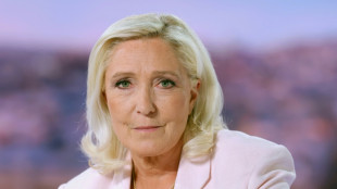 Frankreich: Rechtspopulistin Le Pen h&auml;lt an Pr&auml;sidentschaftskandidatur fest 