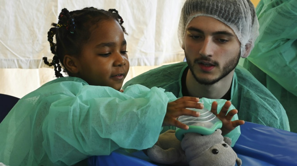 A l'h&ocirc;pital des nounours, m&ecirc;me pas peur des blouses blanches
