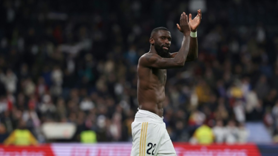 Espagne: le Real garde la t&ecirc;te, G&eacute;rone s'accroche en battant l'Atletico in extremis