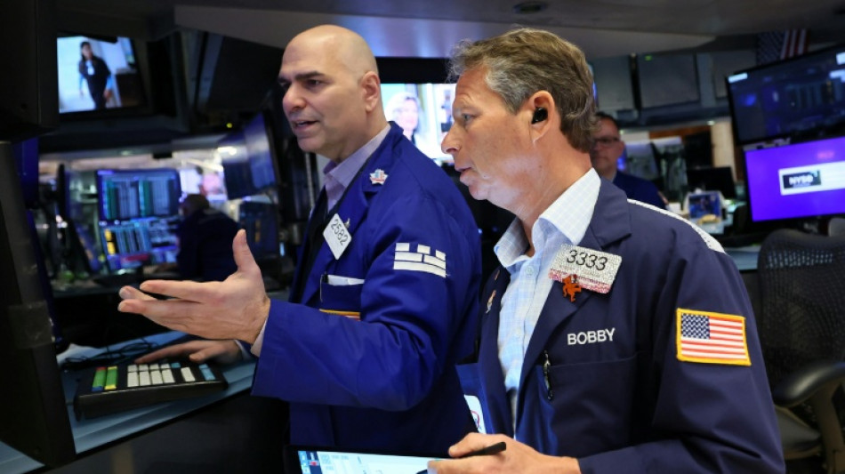 Les Bourses mondiales soulagées, espèrent une désescalade des tensions commerciales