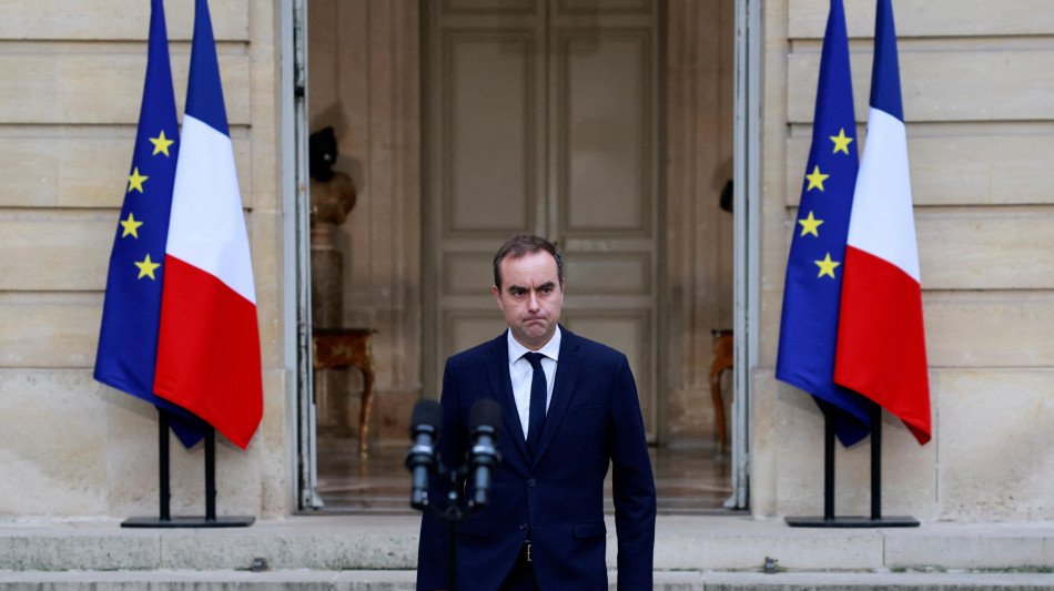 Macron nomina di nuovo Lecornu premier