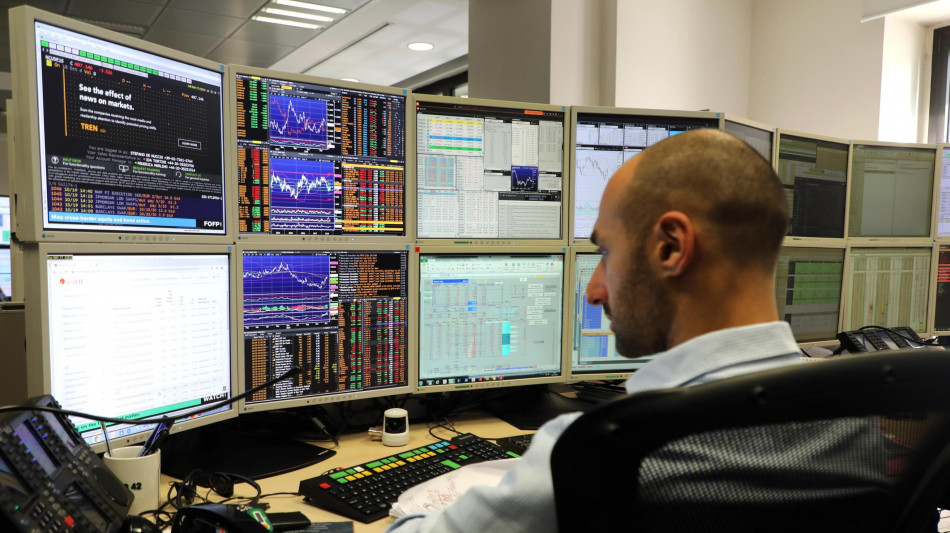 Lo spread tra Btp e Bund chiude in rialzo a 118,3 punti