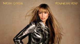 Miley Cyrus annuncia l'uscita del brano Younger You dal 27 marzo