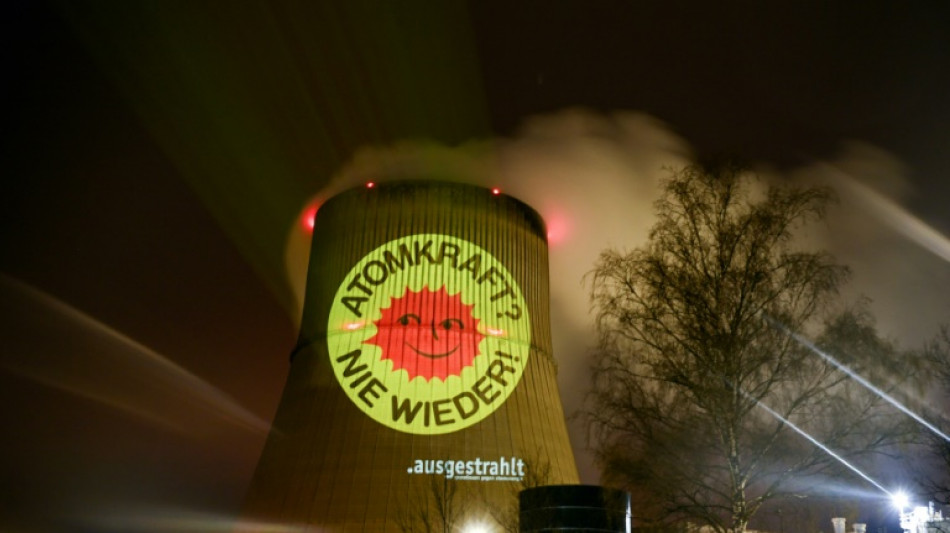 CDU-Chef Merz nennt Atomausstieg "schwarzen Tag" f&uuml;r Deutschland