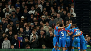 Atl&eacute;tico de Madrid perde para Tottenham (3-2), mas vai enfrentar Bar&ccedil;a nas quartas da Champions