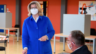 Saarl&auml;ndische Spitzenkandidaten geben ihre Stimme ab