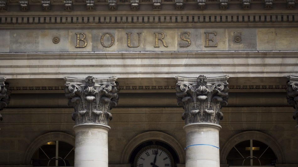 Borsa: l'Europa chiude contrastata, Parigi -0,57%, Londra +0,29%