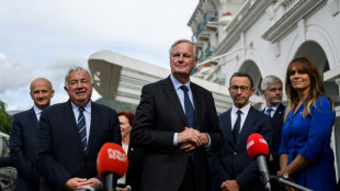 El primer ministro de Francia ultima sus dif&iacute;ciles consultas para formar gobierno
