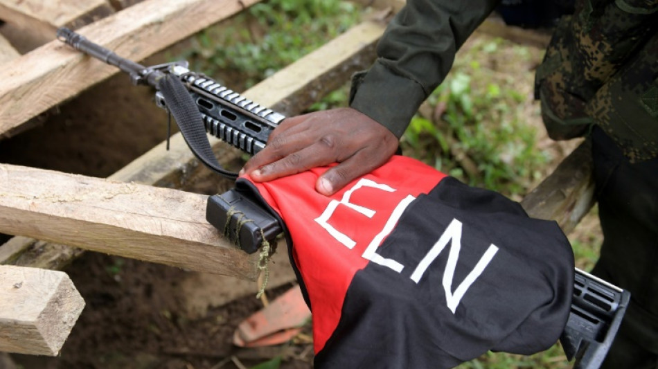 Col&ocirc;mbia e ELN ampliam cessar-fogo por seis meses