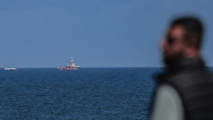 Barco humanitario espa&ntilde;ol ya es visible desde la costa de Gaza