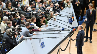 Los l&iacute;deres de la UE postergan a la pr&oacute;xima semana la decisi&oacute;n sobre los principales cargos del bloque