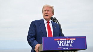 Trump endurece su discurso anti-inmigraci&oacute;n en una campa&ntilde;a bajo alta tensi&oacute;n