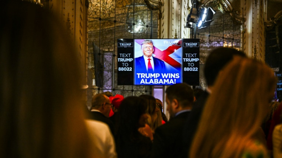 No luxo de Mar-a-Lago, a coroa&ccedil;&atilde;o de Donald Trump
