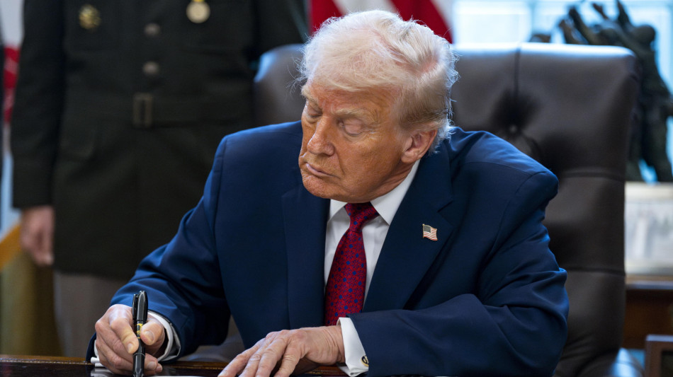'Trump ha firmato finora 221 ordini esecutivi, pi&ugrave; dell'intero primo mandato'