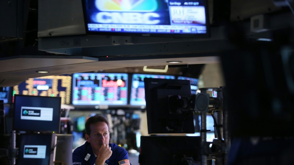 Wall Street en l&eacute;ger repli en attendant l'inflation am&eacute;ricaine