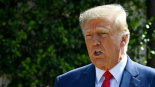 Trump y su abogada, multados con casi un mill&oacute;n de d&oacute;lares por la demanda contra Hillary Clinton