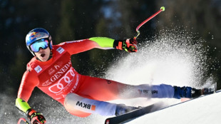 Odermatt retains Kitzbuehel super-G in Olympic broadside