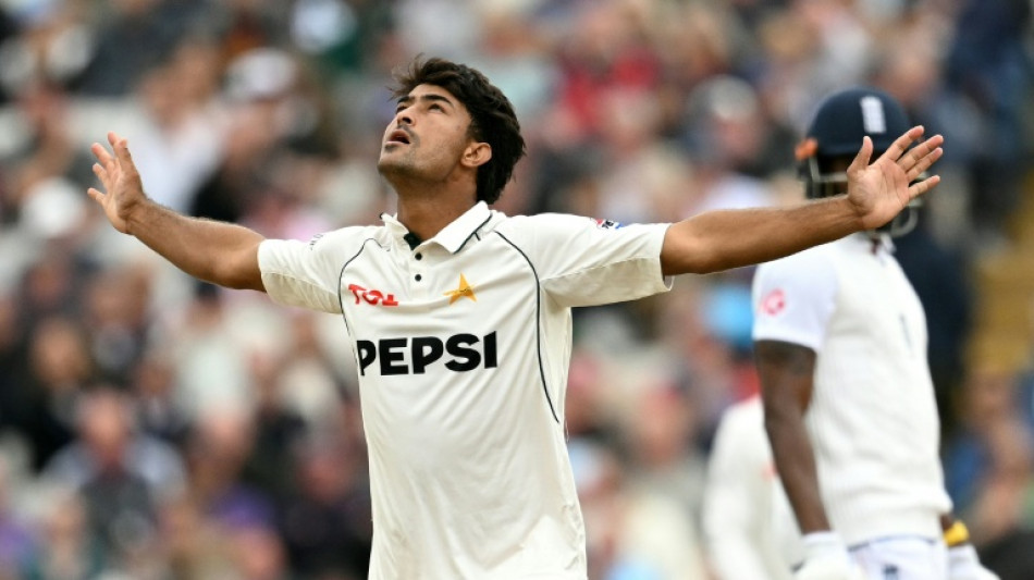 From obscurity to smashing sixes: Pakistan's Razaullah rises to stardom