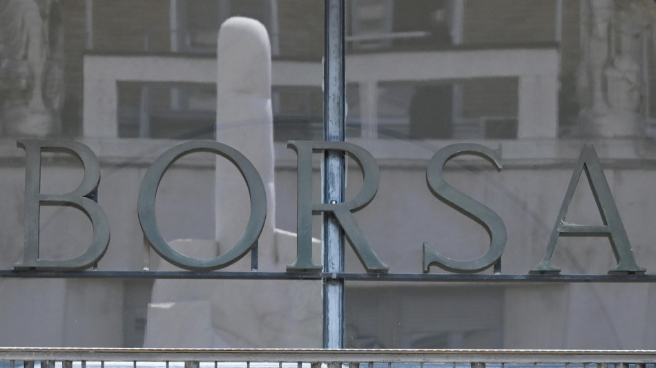 Borsa: Milano prova il rimbalzo (+0,9%) con Stm, Prysmian e le banche
