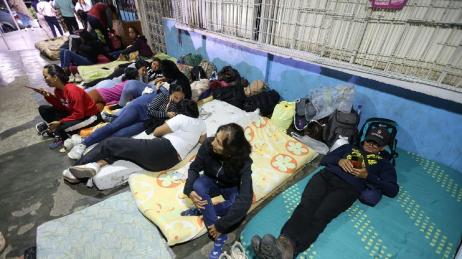 Venezuela anuncia 116 excarcelaciones de presos pol&iacute;ticos en medio de la crisis con EEUU