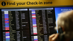 Travellers in UK face more chaos after air traffic control glitch