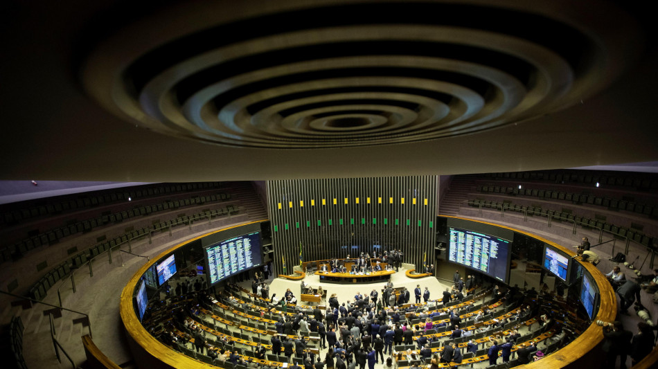 Senato brasiliano boccia legge sull' immunità dei parlamentari