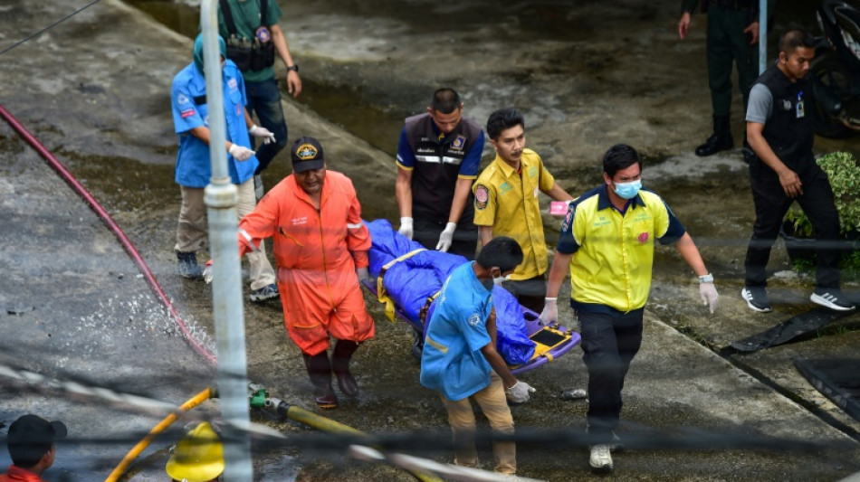 Un muerto y 28 heridos en la explosi&oacute;n de un coche bomba en Tailandia