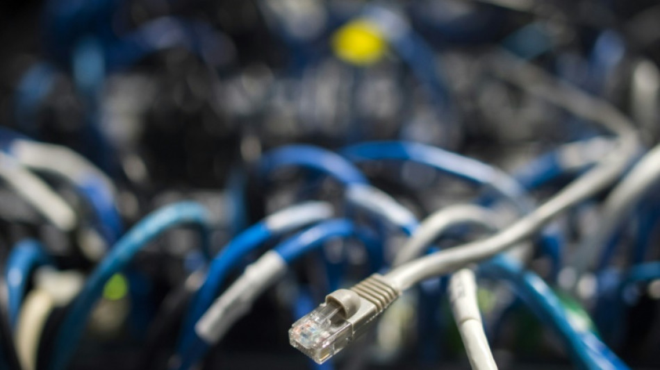Drei mutma&szlig;liche Betreiber krimineller Plattformen f&uuml;r Dienstleister verhaftet