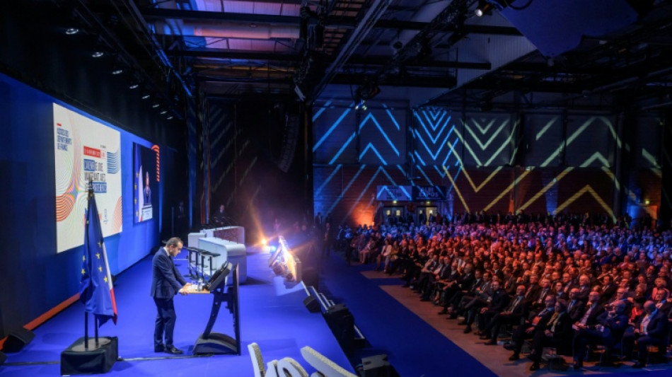 Sébastien Lecornu donne des gages aux départements sur le budget et le social