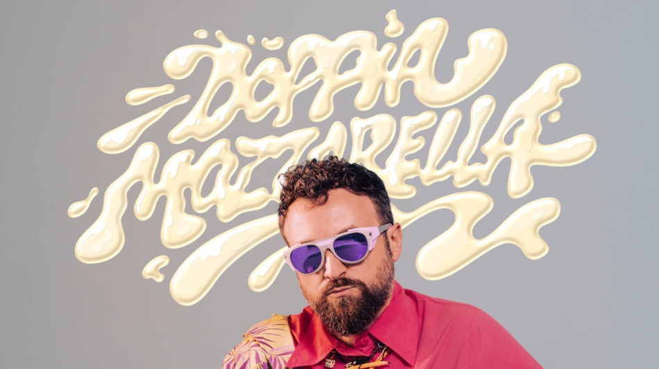 Dargen D'Amico, esce il nuovo album Doppia mozzarella