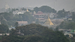 Birmanie: la junte essuie un lourd revers avec la chute d'une ville cl&eacute; &agrave; la fronti&egrave;re tha&iuml;landaise