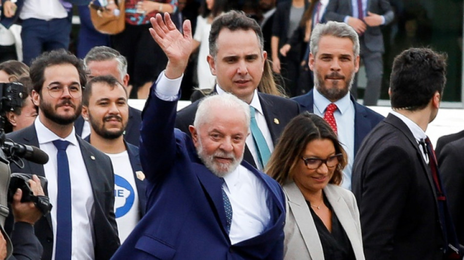 Ap&oacute;s um ano de governo Lula, bolsonarismo mant&eacute;m vantagem na batalha digital