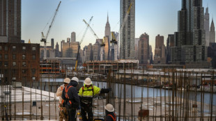 L'emploi, toujours solide, semble timidement commencer &agrave; ralentir aux Etats-Unis